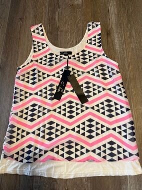 C. Luce Pink, Navy & Cream Geometric Tank